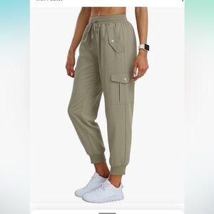 Women's Cargo Pants Lightweight Joggers Elastic Waist